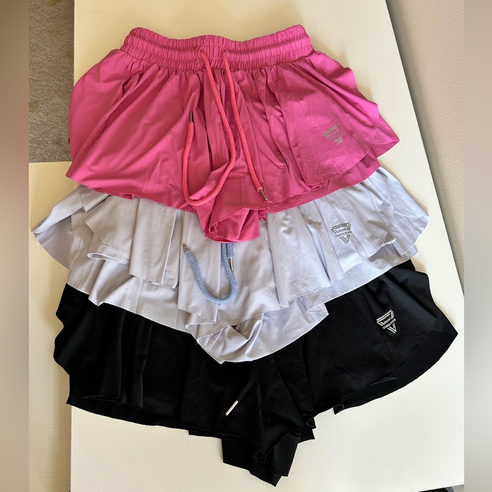 Set of three pairs of athletic shorts size small